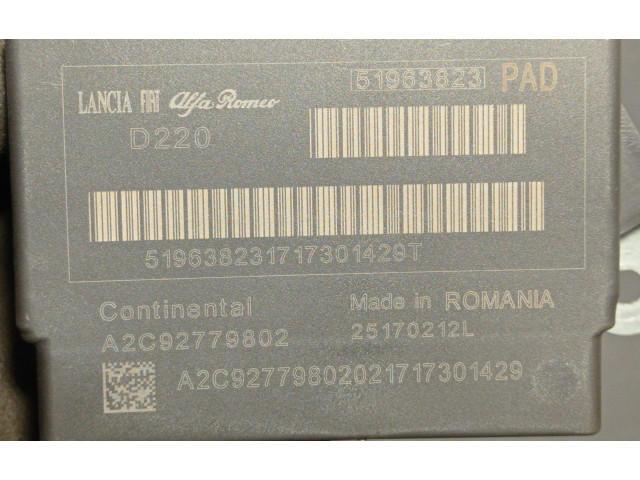 Блок подушек безопасности 51963823   Fiat Punto (199)