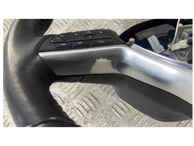 Руль     Nissan Leaf II (ZE1) 