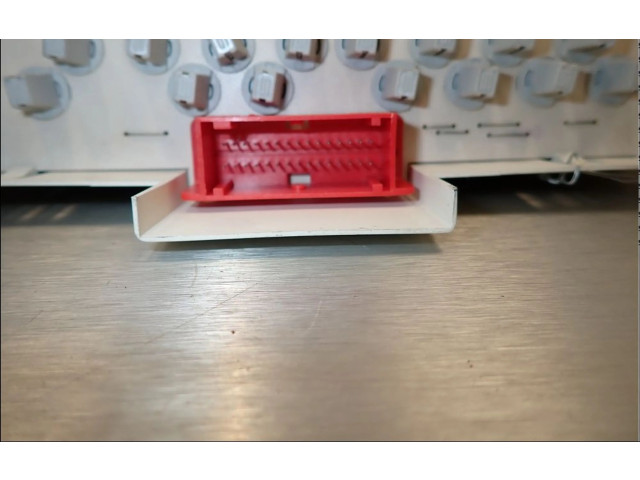 Turbodmychadlo Экран/ дисплей / маленький экран Renault Twingo I D7FA706