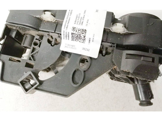 Блок управления климат-контролем Volkswagen Jetta V