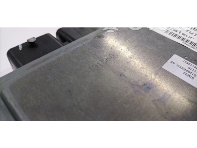 Блок управления двигателя 8200774747   Renault Twingo II