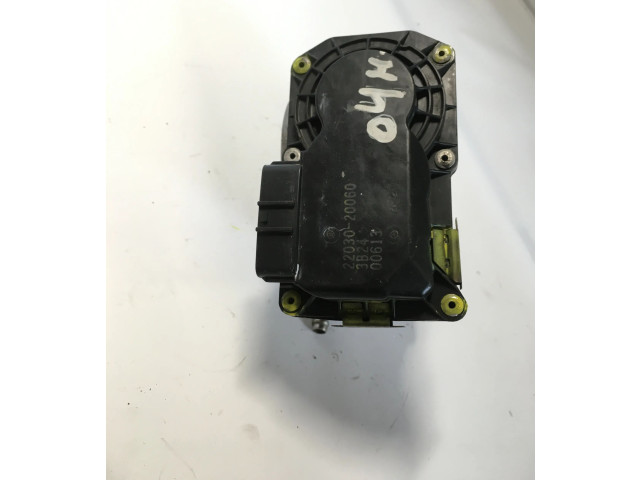 Vstřikovací lišta 2203020060 Lexus RX 300