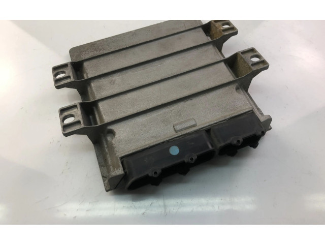 Блок управления двигателем Блок управления NNN100743 Rover 25