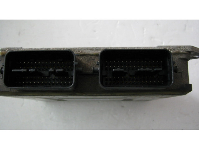 Блок управления двигателя LF5018881G, E6T52291H1 Mazda 3 I