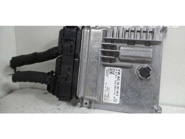 Блок управления двигателя 04L907445G Audi Q2 -