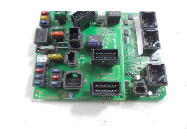   Pojistková skříňka S118263BN1, S118263BN1   Alpine C2 2003