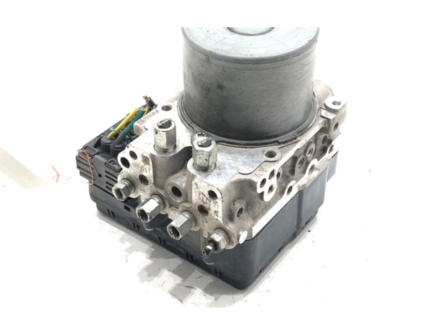 Блок АБС 133800-3180 Infiniti Q70 Y51 2013 - 2019 года