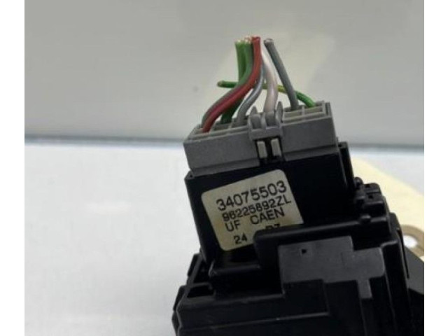 Ручка стеклоочистителей 0000623977   Citroen XM