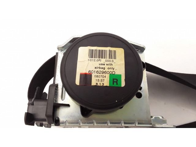 Передний ремень безопасности