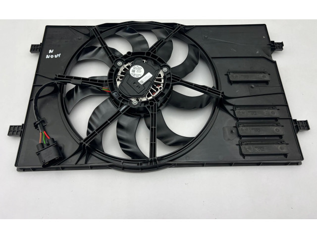 Вентилятор радиатора     5Q0121205BD    Volkswagen Golf VII 