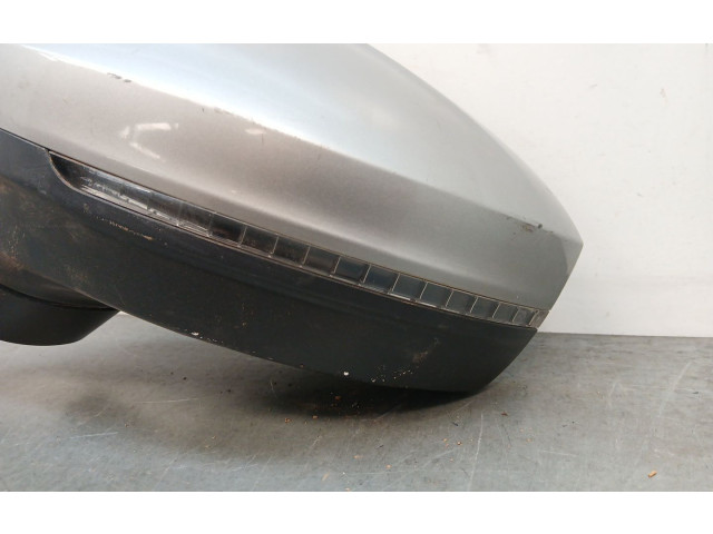 Zpětné zrcátko Volkswagen Tiguan 2019 E8047979, abatible