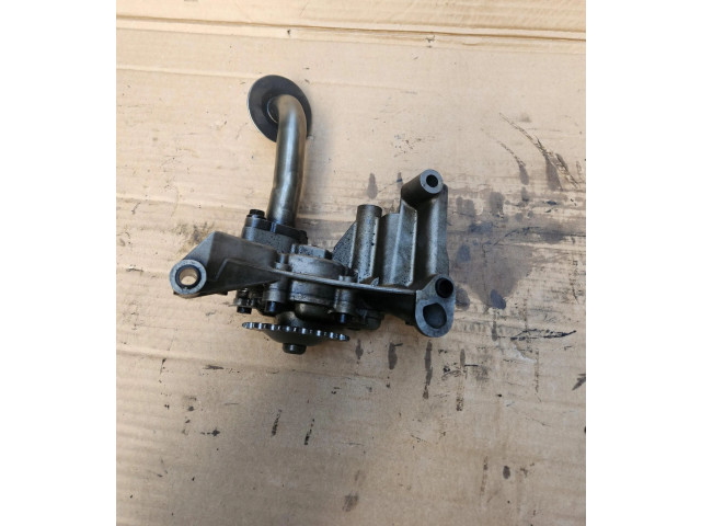 Масляный насос     Volkswagen PASSAT B6 