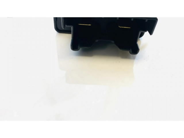 Блок управления    Mazda Xedos 9