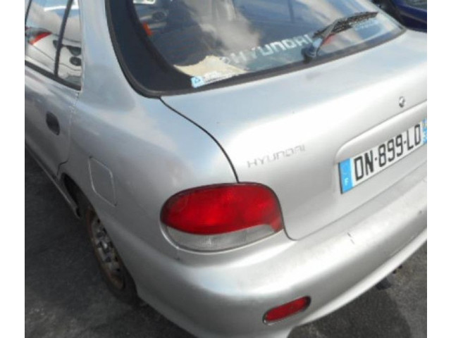 Zpětné zrcátko Hyundai Pony 1998 8760522501CA
