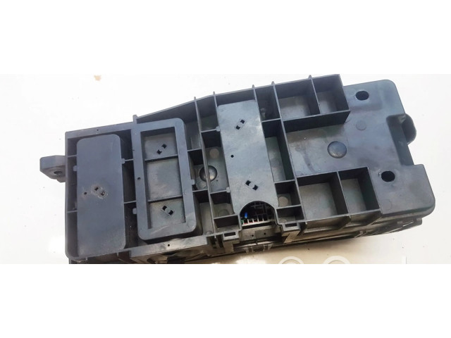 Pojistková skříňka 919504D050 KIA Carnival 2007