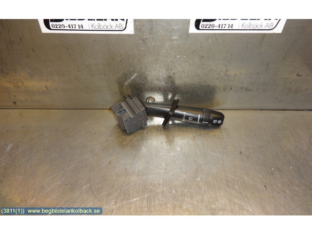 Ручка стеклоочистителей    Volvo V70