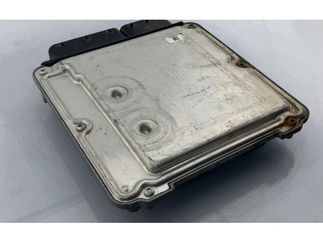 Řídící jednotka 8585380, 0281031777 BMW 5 F10 F11 2014