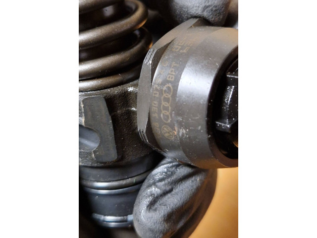 Форсунка 038130079 Skoda Superb B5 (3U)