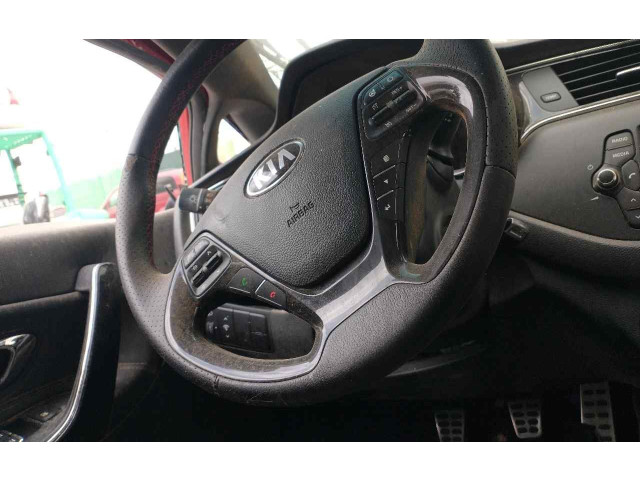 Руль KIA Ceed  2012 - 2018 года       