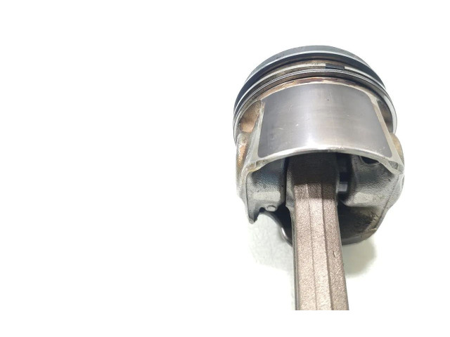  Поршень с шатуном DCXA 03LA  Skoda Superb B8 (3V)  