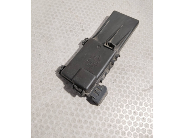 Блок предохранителей 1J0937550   Audi A3 S3 8L    