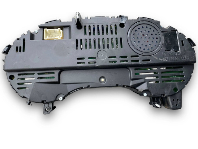 Přístrojová deska Mercedes-Benz GLA W156 2013 A1569009003