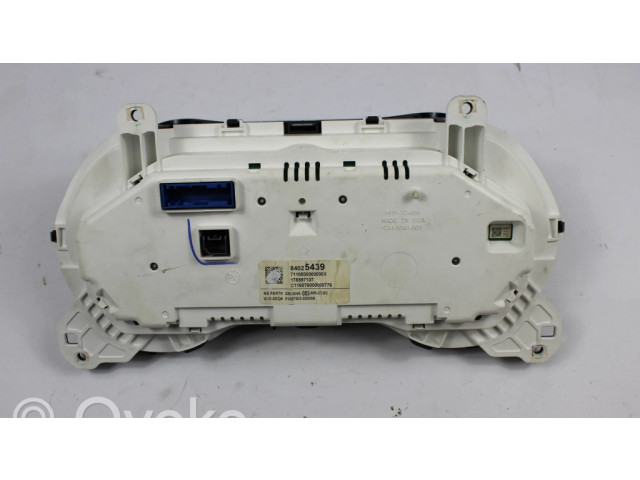 Панель приборов 84025439, 175597137   Chevrolet Camaro       