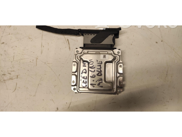 Блок управления 29610-2U233   KIA Ceed