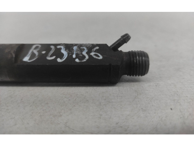 Vstřikovač 028130201G Audi 80 90 S2 B4 1Z