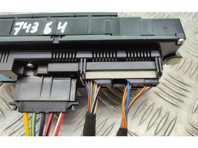 Блок управления климат-контролем 3T0820047R Skoda Yeti (5L)