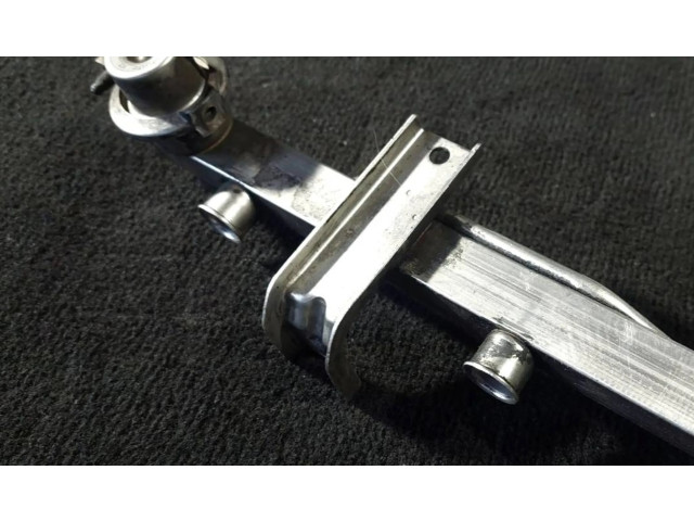 Топливная рампа Saab 9-5 2.0