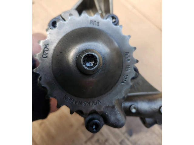 Масляный насос     Volkswagen PASSAT B6 