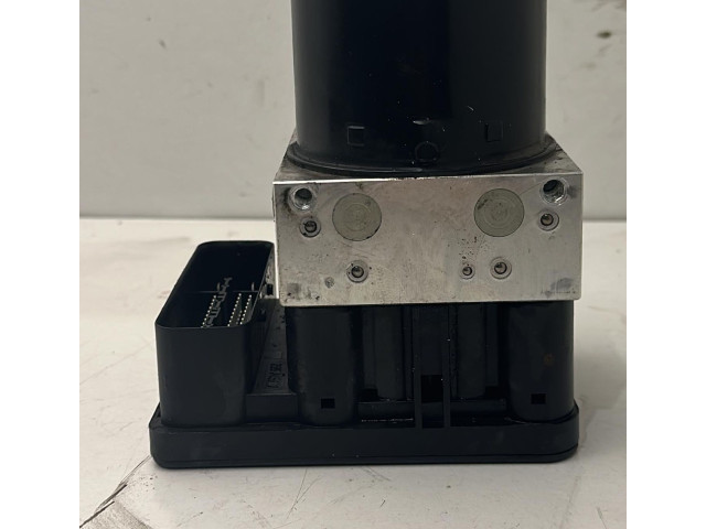 Блок АБС Mitsubishi Outlander 2001 - 2007 года