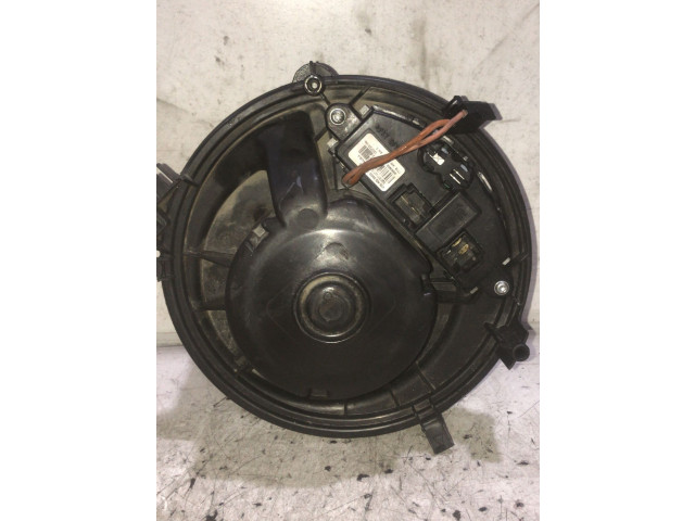 Вентилятор печки    5Q0.907.521.C, 5Q0.907.521.C   Audi A3 S3 8V