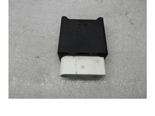 Блок управления двигателя 32203752, 8888883608   Volvo XC40