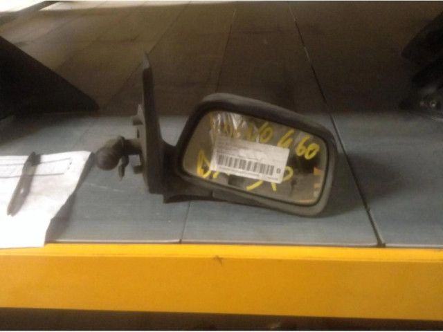 Zpětné zrcátko Volvo 460 1989