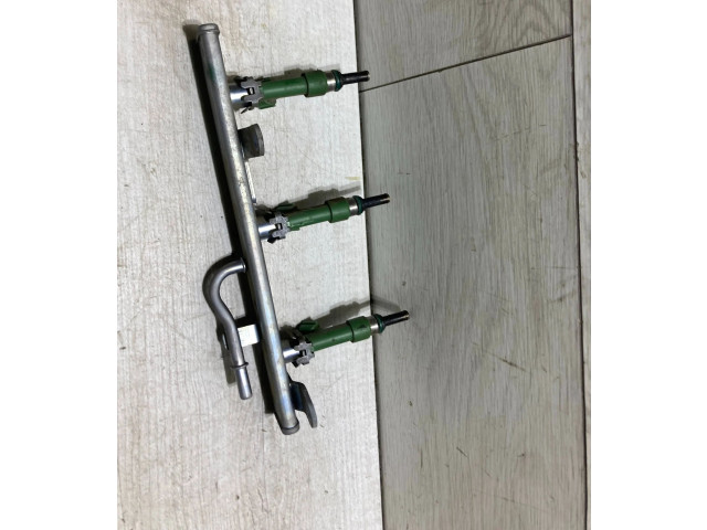 Форсунка 175204021R    Renault Clio V   