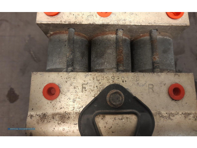 Блок управления АБС 6819092   Volvo 940