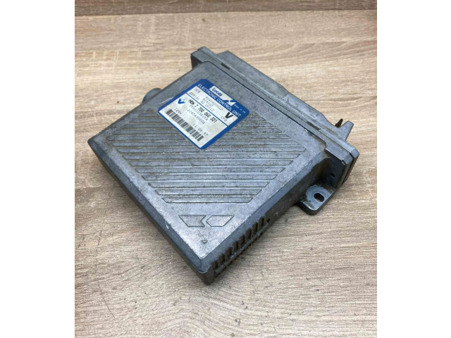 Блок управления двигателем Блок управления 7700868321, 7700103515A Volvo S40, V40