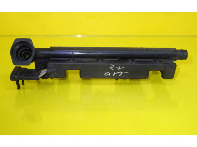 Топливная рампа 7700108667   Renault Clio II  