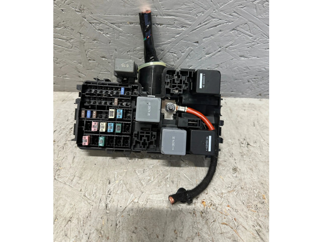 Pojistková skříňka 31384034, 15536588 Volvo XC60 2019