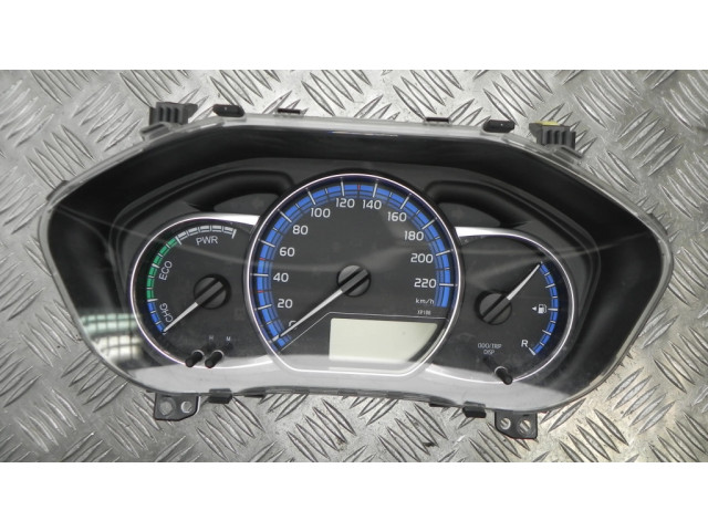 Přístrojová deska Toyota Yaris 2015 838000UL60, B1414