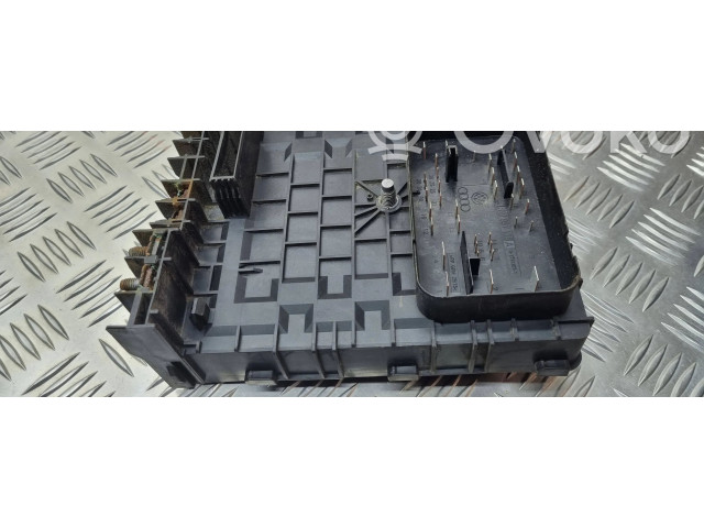 Řídící jednotka 2K0920843C, 03G906021CG   Volkswagen Caddy 2006