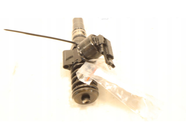 Форсунка 0414720404    Audi A6 S6 C6 4F  BLB 