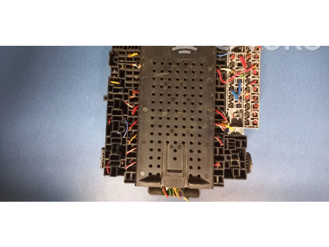 Блок предохранителей 08696040 Volvo XC90