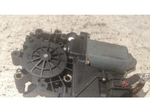 Передний двигатель механизма для подъема окон