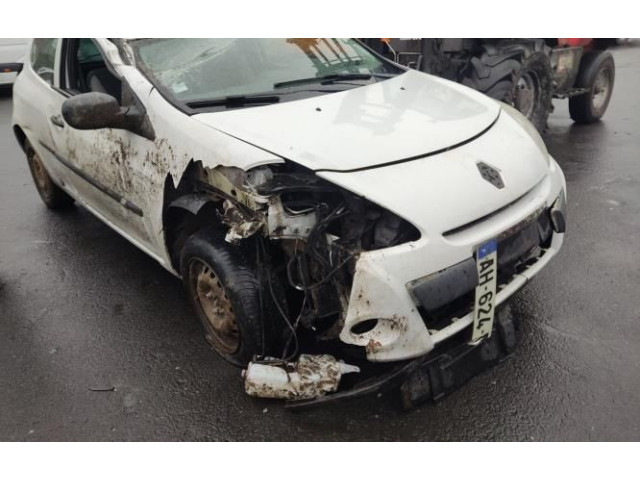 Модуль управления BSM 8200674661 Renault Clio III