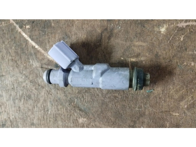 Форсунка 2325070120 Lexus IS 200-300 для бензинового двигателя 2