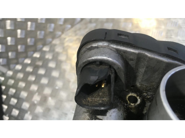 Дроссельная заслонка