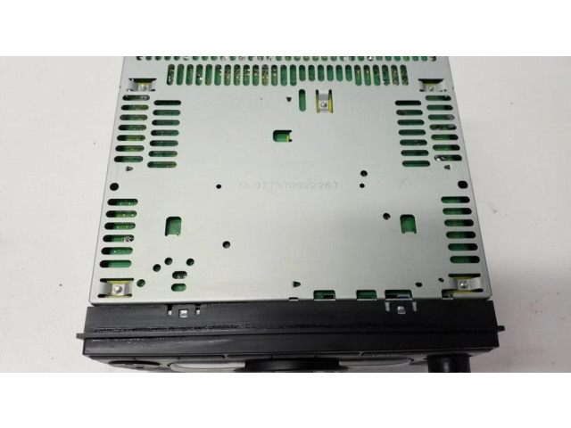 Радио/ проигрыватель CD/DVD / навигация